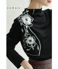 再入荷12月10日 （黒） ビジューを纏う花刺繍のベロア調プルオーバートップス w50284nc cawaii レディース ファッション 他にはない プル