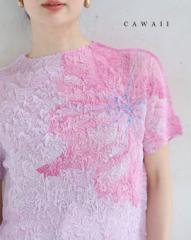 再入荷4月24日 大輪の花咲く伸びやかくしゅくしゅカットソートップス cawaii w61112ps S~3L対応 Tシャツ 半袖 伸縮性 花柄 パープル オシ