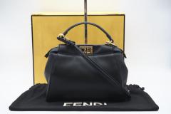 ☆安心の3大保証☆ ABランク ≪FENDI フェンディ/2WAYバッグ≫ 8BN244 レザー ピーカーブー ミニ ショルダー ブラック 黒 美品 送料無料