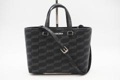 ��3���ȓ��ԕi�� ���i BALENCIAGA �o�����V�A�K BB���m�O���� �V�O�l�`���[ �X���[�� �V���b�p�[�o�b�O 702699 2way�g�[�g�o�b�O �u��