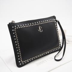 ��3���ȓ��ԕi�� ���i JIMMY CHOO �W�~�[�`���E �X���[�X�J�[�t W�X�^�b�Y �N���b�`�o�b�O 193FARA.LGQ �N���b�`�o�b�O �u���b�N �J�[