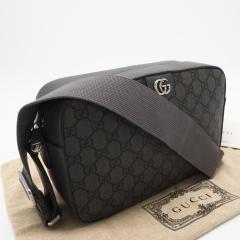 ��3���ȓ��ԕi�� �ɔ��i GUCCI �O�b�` GG�X�v���[�� �V�����_�[�o�b�O 767190 �V�����_�[�o�b�O �O���[ �L�����o�X ���f�B�[�X