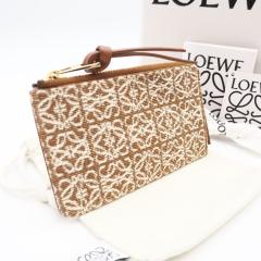 ��3���ȓ��ԕi�� ���i LOEWE ���G�x �A�i�O���� �W���J�[�h�L�����o�X �R�C���J�[�h�z���_�[ C604Z40X02 2713 �R�C���P�[�X �u���E�� 