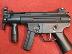 }C@H&K MP5NcA4 dK X^_[h^Cv@MP5K