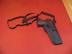 �C�[�X�gA�@�\�t�g�V�����_�[�z���X�^�[�@M�X�Q�EGM���@���`��^�I�[�g�p�i�P�P�U�j 