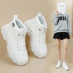 �n�C�J�b�g�X�j�J�[ ���f�B�[�X �E�H�[�L���O�V���[�Y �����j���O�V���[�Y �W���M���O�V���[�Y �X�|�[�c�V���[�Y �����j���O