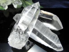 ������ 5A �J�u�����Y �������A���P���� ���� 1���� �d����15g-20g �Ñ�̉b�q�𕕂����߂��N���X�^�� �V���M���O�N���X�^�� ���炩��