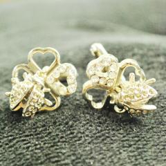 �����˒��������l�t�N���[�o�[3D�J�t�X�{�^��AT9062�V���o�[/�N���X�^���F�i��΁F�Q�j �@CUFFRINKS��������{��