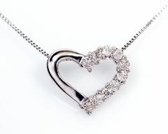 �y���_���g�@�l�b�N���X�@�_�C�������h�@0.1ct�@18���@�z���C�g�S�[���h�@K18�@WG�@�n�[�g�@���f�B�[�X�@�A�N�Z�T���[�@�W���G���[�@�M�t