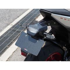 マジカルレーシング GSX-8R フェンダーレスキット 材質 綾織りカーボン