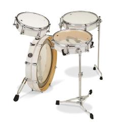 dw DRKTPFC04RKWM [Performance Series 4-Piece Low Pro Drum Kit / White Marine Pearl Finish Ply]
