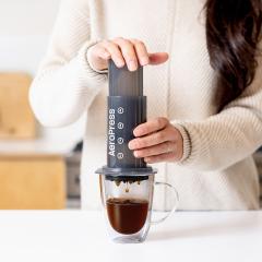 �G�A���v���X �I���W�i�� �R�[�q�[���[�J�[ �b�������� ���� �R�[�q�[���o��� AeroPress �A�E�g�h�A�p�i ��C�����o  |  ���� ���s ����
