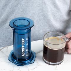 �G�A���v���X �R�[�q�[���[�J�[ �N���A �J���[�Y �u���[ | �������� ��p�y�[�p�[�t�� AeroPress ���o��� �A�E�g�h�A ���W���[ �L�����v