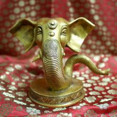 �C���h�̐_�l�K�l�[�V���̒u���@�^�J���̑傫�ȃK�l�[�V���ł� �������d�ʂ��w�r�[��  �G�X�j�b�N �A�W�A���G�� �K�l�[�V���� �K�l�[�V