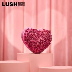 LUSH ���C�t�C�����[�W�[���C�g �o�X�{�� ������ �o�����^�C�� 2026 ���� �I�[�K�j�b�N �J�J�I�o�^�[ ���k�n �ێ� ���R�R�� �R�X�� ���b