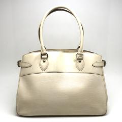 �y��{���X/���Z�g�z���C���B�g��/Louis Vuitton�@�p�b�V�BGM�@�G�s�@�A�C�{���[�n�@M5925J�y���Áz