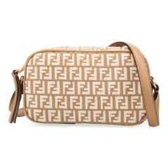 �t�F���f�B �o�b�O ���f�B�[�X FENDI �J�����P�[�X 8BS077 APZQ F1MB1 �z���C�g �V�����_�[�o�b�O �|�V�F�b�g �΂ߊ|��