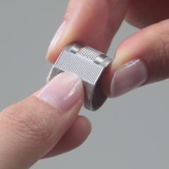 刃物産地で作られた 日本製爪やすり 粗削り 仕上げ削り （ 爪やすり 爪ヤスリ ネイル用品 すり鉢型 日本製 2面 使い分け 回すだけ 簡単 