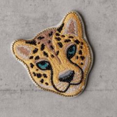 手鏡 レオパード 刺繍 コンパクト ヒョウ柄 （ 携帯用 ミラー ハンドミラー コンパクトミラー かがみ 鏡 おしゃれ 小さい ハンドメイド 