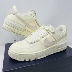 �i�C�L �G�A �t�H�[�X 1 �V���h�E NIKE AIR FORCE 1 SHADOW ���f�B�[�X �X�j�[�J�[ CU8591-102 �y���s�A���i�z