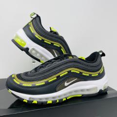 �i�C�L �G�A �}�b�N�X 97 x �A���f�B�t�B�[�e�b�h �u���b�N NIKE AIR MAX 97 x UNDEFEATED BLACK �����Y �X�j�[�J�[ DC4830-001