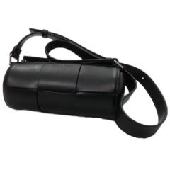 �����f���Z�[���I BOTTEGA VENETA �{�b�e�K���F�l�^ �����Y �V�����_�[�o�b�O 741561 VB1K0 �u���b�N