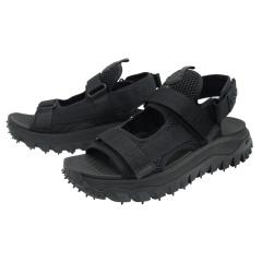 MONCLER �����N���[�� �����Y�X�g���b�v�T���_�� 4L00020 M3808 / TRAILGRIP VELA �u���b�N 2026�t�ĐV��