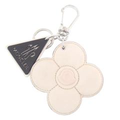 MONCLER �����N���[�� �����Y�L�[�����O/�L�[�z���_�[ 6F00002 M8972 / FLOWER KEY RING �s���N�x�[�W�� 2026�t�ĐV��