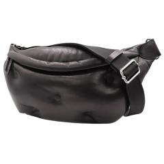 MAISON MARGIELA ���]���}���W�F�� �����Y�{�f�B�o�b�O S35WB0079 P4300 �u���b�N 2026�t�ĐV��