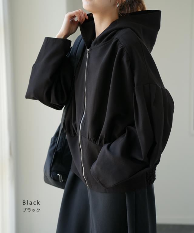 唯一の「 デザイン 」短め パーカー ぽわん袖 アウター