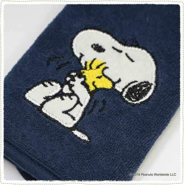 ベビー用品 スヌーピー Snoopy クリップ付ベルトカバー ネイビー リバーシブル Sn 8041 の通販はau Wowma まねき猫