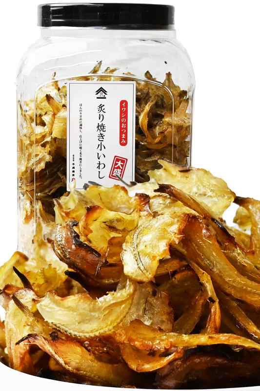小魚 おやつ イワシせんべい【香ばしく食べやすい 炙り 薄焼きいわし 骨せんべい（国内加工）】 カルシウム お菓子/おつまみ/珍味/業務用 食品 千成商会 [つまみ蔵]炙り焼き小いわし (900グラム (x 1))の通販は 5,404円