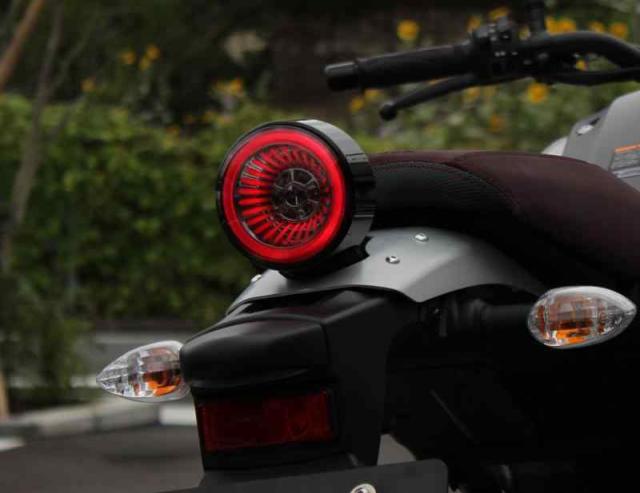 キジマ(Kijima) バイクパーツ LEDテールランプユニット ブラック/スモーク BOLT XSR900 YAMAHA 217-7019_1