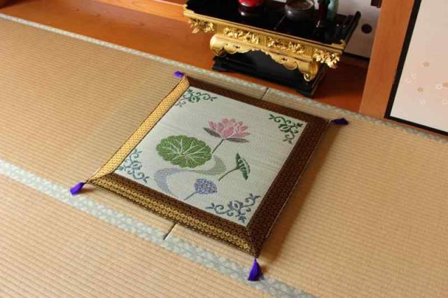 イケヒコ・コーポレーション 御前 仏前 座布団 仏壇 御前座布団 (座布団70×70cm) 9,059円