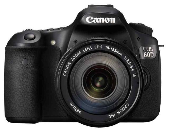 中古】Canon デジタル一眼レフカメラ EOS 60D (18-135 レンズキット) 中古】Canon デジタル一眼レフカメラ EOS 60D (18-135 レンズキット)