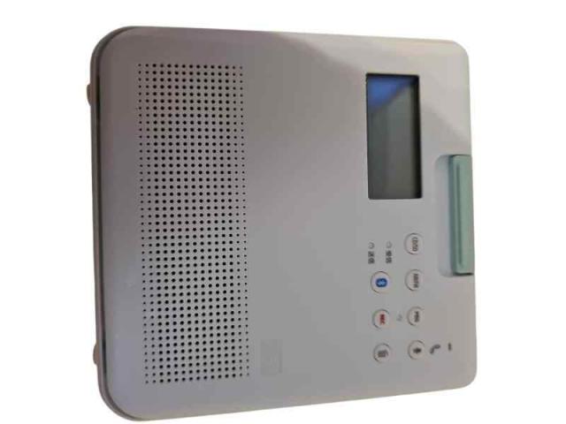 東芝 防水CDラジオ（ホワイト）TOSHIBA TY-CB100-W 8,118円