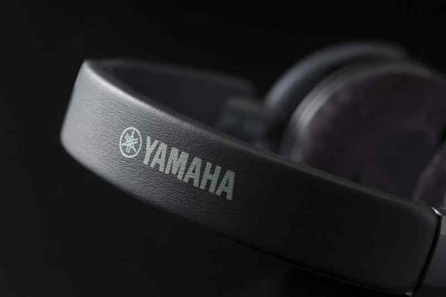 ヤマハ YAMAHA ヘッドホン ブラック HPH-150B 電子楽器の音色を忠実に再現 フラットな音質で演奏できる楽器用オープンエア型モニターヘッドフォン 長時間の使用でも疲れにくいオープンエアー型_2
