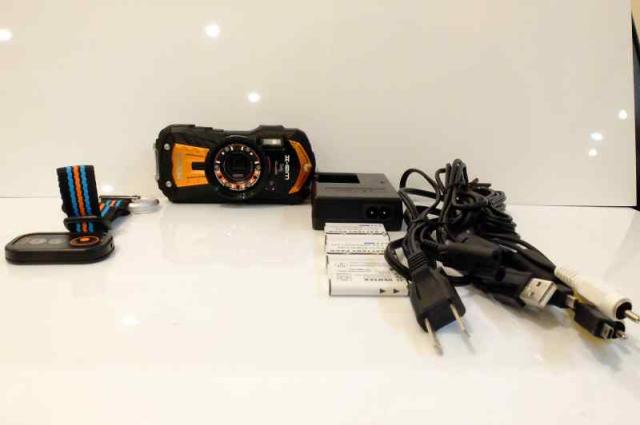 中古：PENTAX 防水デジタルカメラ Optio WG-2GPS (シャイニーオレンジ) OPTIOWG-2GPSOR