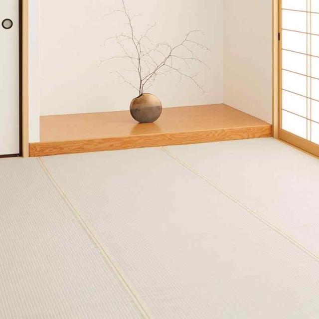 萩原(Hagihara) 洗える い草風カーペット グレー 江戸間8畳 約352X352cm 「四条」 ラグ 上敷き 水洗いできる パステルカラー 保育園 ペット 畳保護の通販は 20,157円