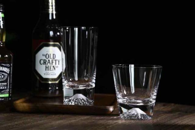 田島硝子 ガラス 江戸硝子 富士山 ロックグラス 木箱入 (クリア（表面加工なし）)の通販は 5,322円