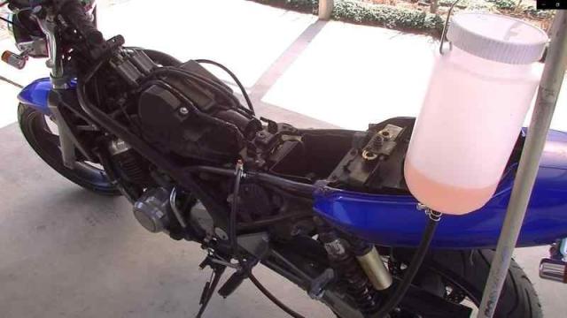 ガソリンサブタンク 吊り下げ式 予備タンク 1L バイクメンテナンス用 リザーバータンク コック ホース付 キャブ調整 工具の通販は