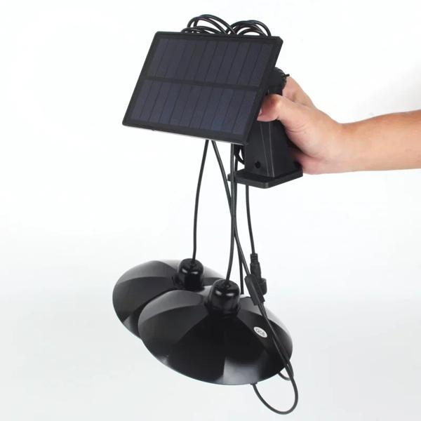 ソーラーパネルLEDハンギングランプ 温かみのある白色光 リモコン付き キャンプや屋外での使用に最適です。