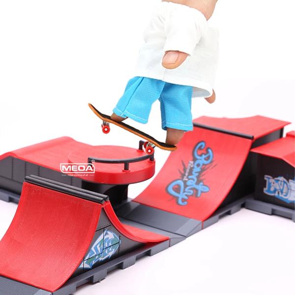 フィンガースケートパーク 10-in-1 セットプロフェッショナルテック練習デッキプラットフォームスタント DIY フィンガースケートボード組み立てランプパークキットおもちゃ_1