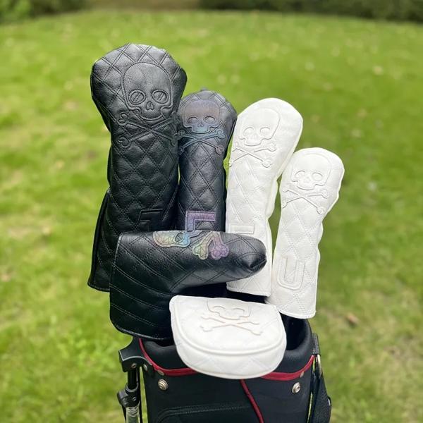 ドライバー フェアウェイ ハイブリッド用のスカル柄のゴルフウッドカバー 防水プロテクターセット PUレザーの柔らかく耐久性のあるゴルフクラブカバー