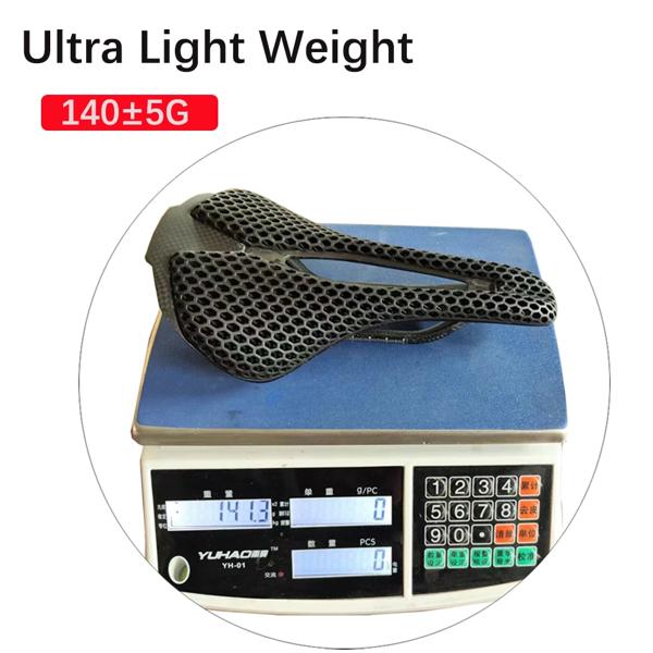 男性と女性のための超軽量カーボンファイバー製サドル,3Dプリント付き,中空