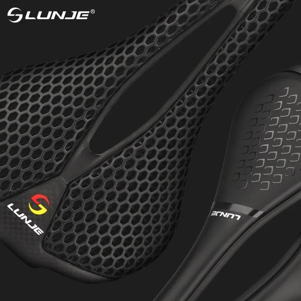 フルカーボン 3Dプリント サドル 軽量 超軽量サドル】3Dプリンターで出力された超軽量のハイエンドサドルで