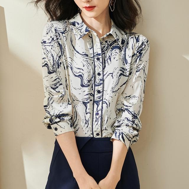 トップス ブラウス 長袖 水彩画 レディース バイカラー お洒落 オシャレ 上品 きれいめ エレガント 高級感 総柄 水墨画 アート アーティスティック 個性派 個性的 知的 美人 クール 大人可愛い 通勤 仕事 オフィス ОL ベージュ ネイビー 青 ブルー 前開き ボタン 襟付きの通販は 11,980円