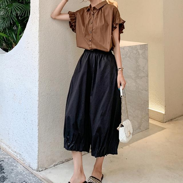 袖フリルゆるシャツ×サルエル風パンツ セットアップ レディース ツーピース 2点セット 上下セット 半袖 襟付き シャツ ブラウス サルエル コクーン ジョガーパンツ ワイドパンツ バイカラー 無地 カジュアル 茶色 黒 ブラウン ブラック 大人可愛い きれいめ 上品 エレガント