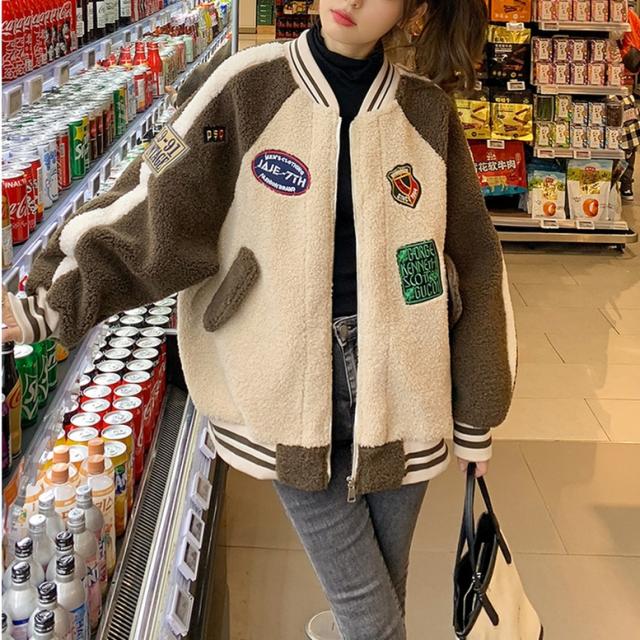 配色ワッペンボアブルゾン アウター レディース ジャケット ブルゾン スタジャン ボアブルゾン 配色ブルゾン ボアスタジャン ビッグシルエット ワッペン 刺繍 アメカジ 茶色 緑 黒 ベージュ×ブラウン グリーン×ブラック 大人可愛い きれいめ 上品 ガーリー マニッシュ