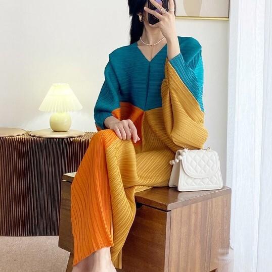 ロングドレス ワンピース ドレス プルオーバー ロング ロング丈 長袖 Vネック ワイド ルーズウエスト ポリエステル 大人可愛い きれいめ シンプル 大人 上品 おしゃれ お洒落 かっこいい アジアン エスニック 大人女子 こなれ感 ラフ ルーズ 個性的 クール モード系 セクシー